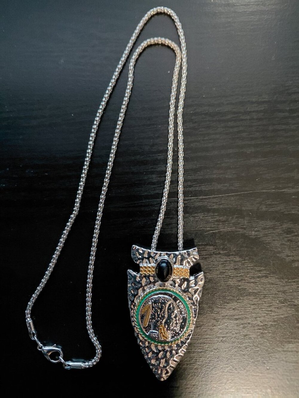 New Arrowhead Tribal Necklace With Indian Head in Center... Unisex